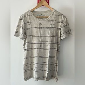 *SOLD* 3/$20 🪐 American Eagle off-white shirt with stripes and patterns size S